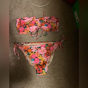Women’s swimwear